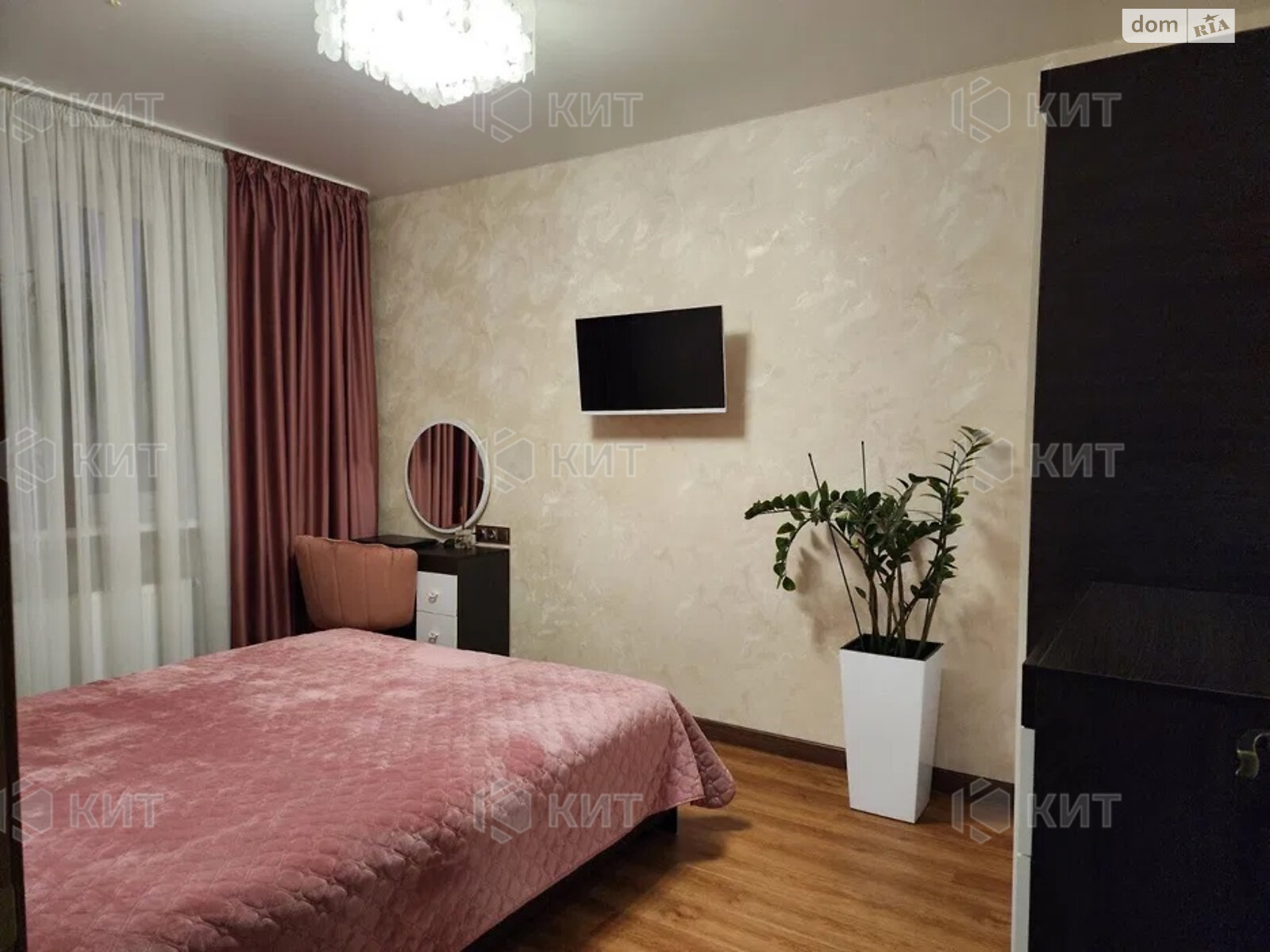 Продаж двокімнатної квартири в Харкові, на просп. Героїв Харкова 264, район ХТЗ фото 1