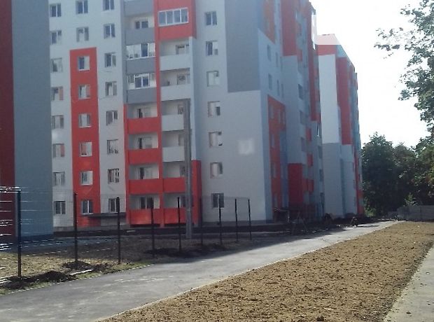 Продажа трехкомнатной квартиры в Харькове, на ул. Двенадцатого Апреля район Индустриальный фото 1 Продажа трехкомнатной квартиры в Харькове, на ул. Двенадцатого Апреля район Индустриальный фото 1