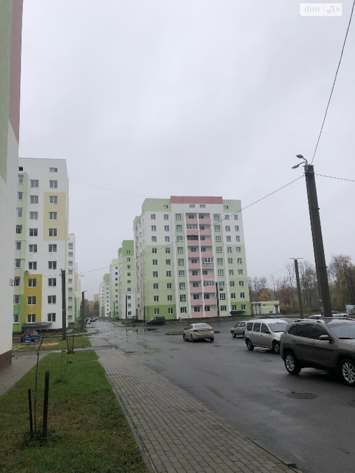 Продажа трехкомнатной квартиры в Харькове, на просп. Героев Харькова, район Индустриальный фото 1 Продажа трехкомнатной квартиры в Харькове, на просп. Героев Харькова, район Индустриальный фото 1