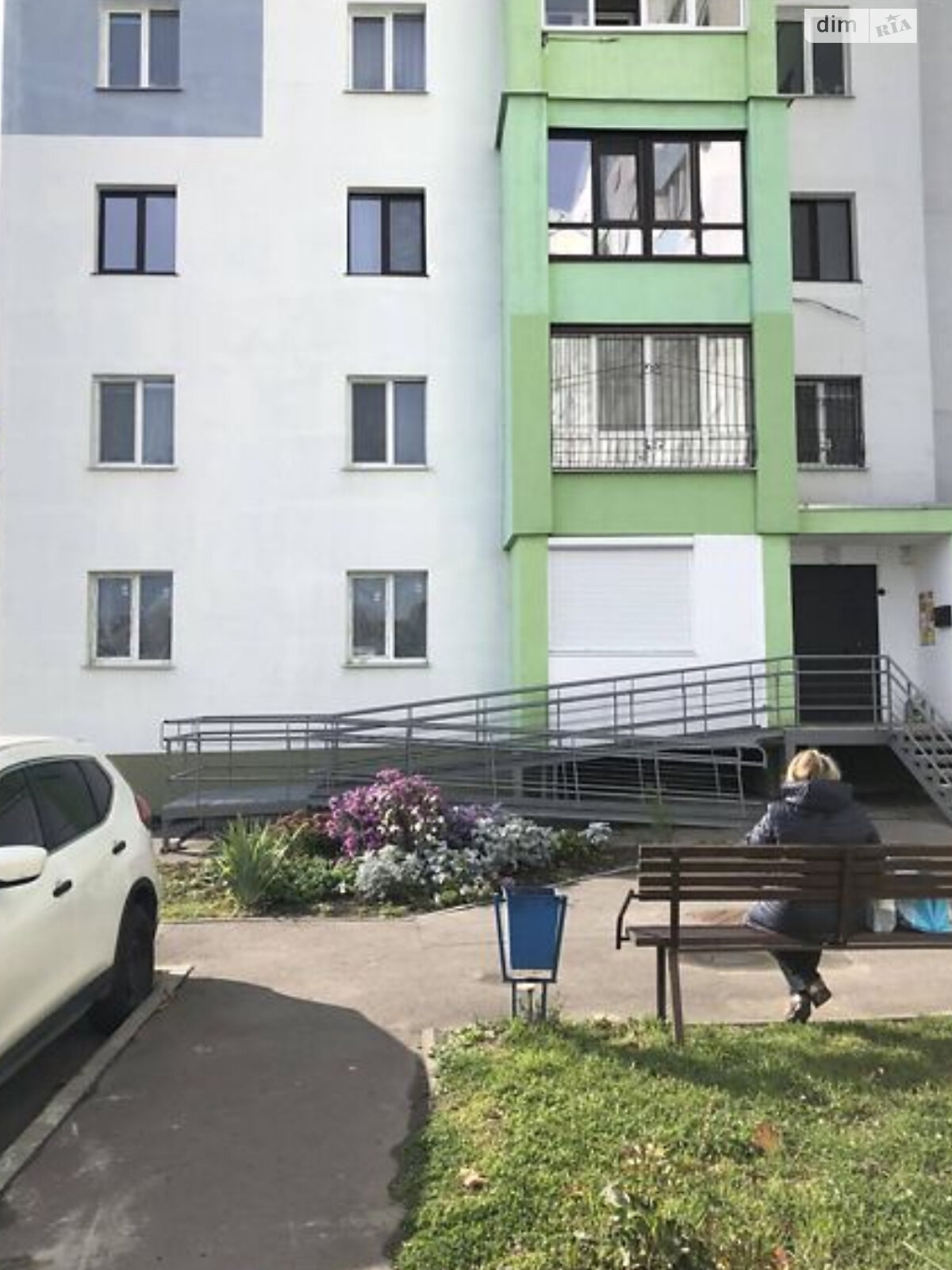 Продаж трикімнатної квартири в Харкові, на вул. Миру, район Індустріальний фото 1