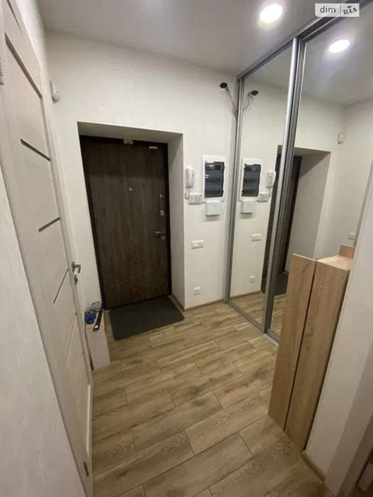 Продажа двухкомнатной квартиры в Харькове, на ул. Мира 59, район Индустриальный фото 1 Продажа двухкомнатной квартиры в Харькове, на ул. Мира 59, район Индустриальный фото 1