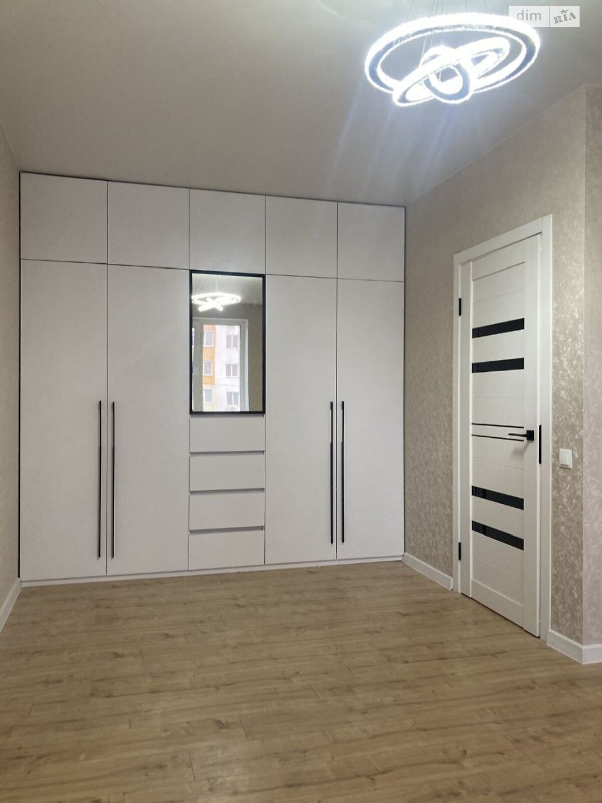 Продажа однокомнатной квартиры в Харькове, на ул. Мира 23, район Индустриальный фото 1 Продажа однокомнатной квартиры в Харькове, на ул. Мира 23, район Индустриальный фото 1