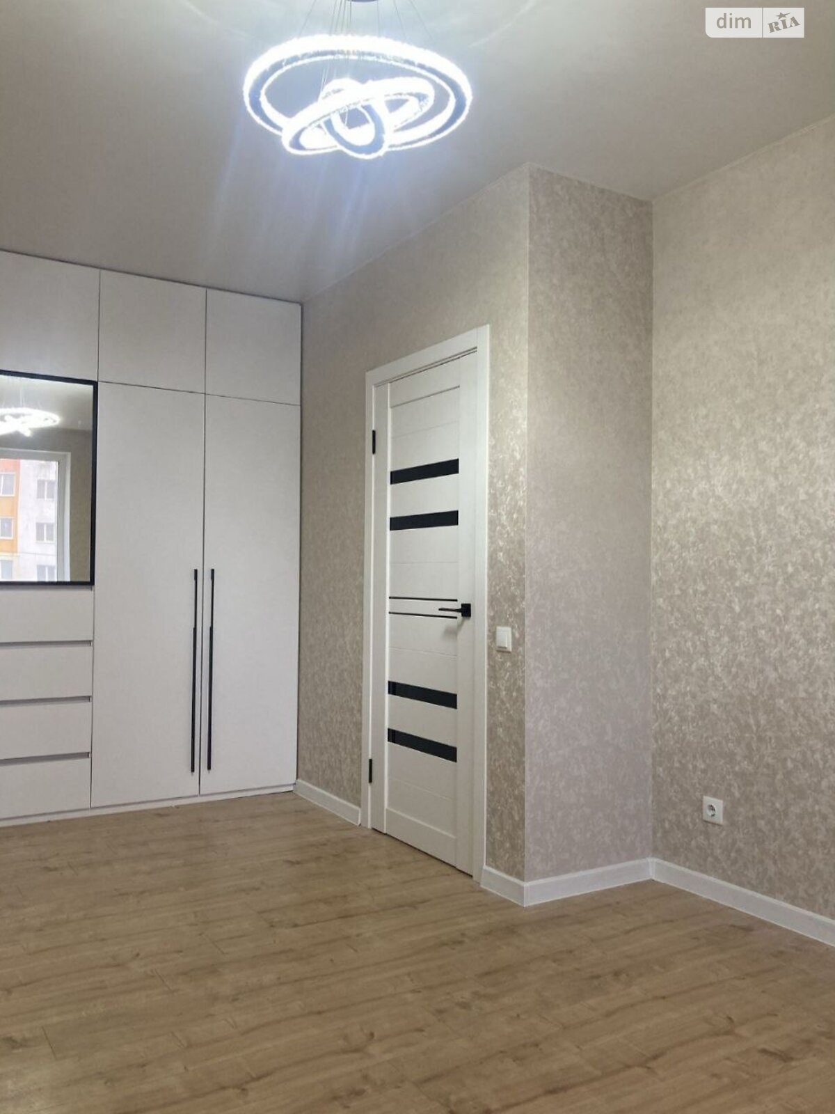 Продажа однокомнатной квартиры в Харькове, на ул. Мира 23, район Индустриальный фото 1 Продажа однокомнатной квартиры в Харькове, на ул. Мира 23, район Индустриальный фото 1