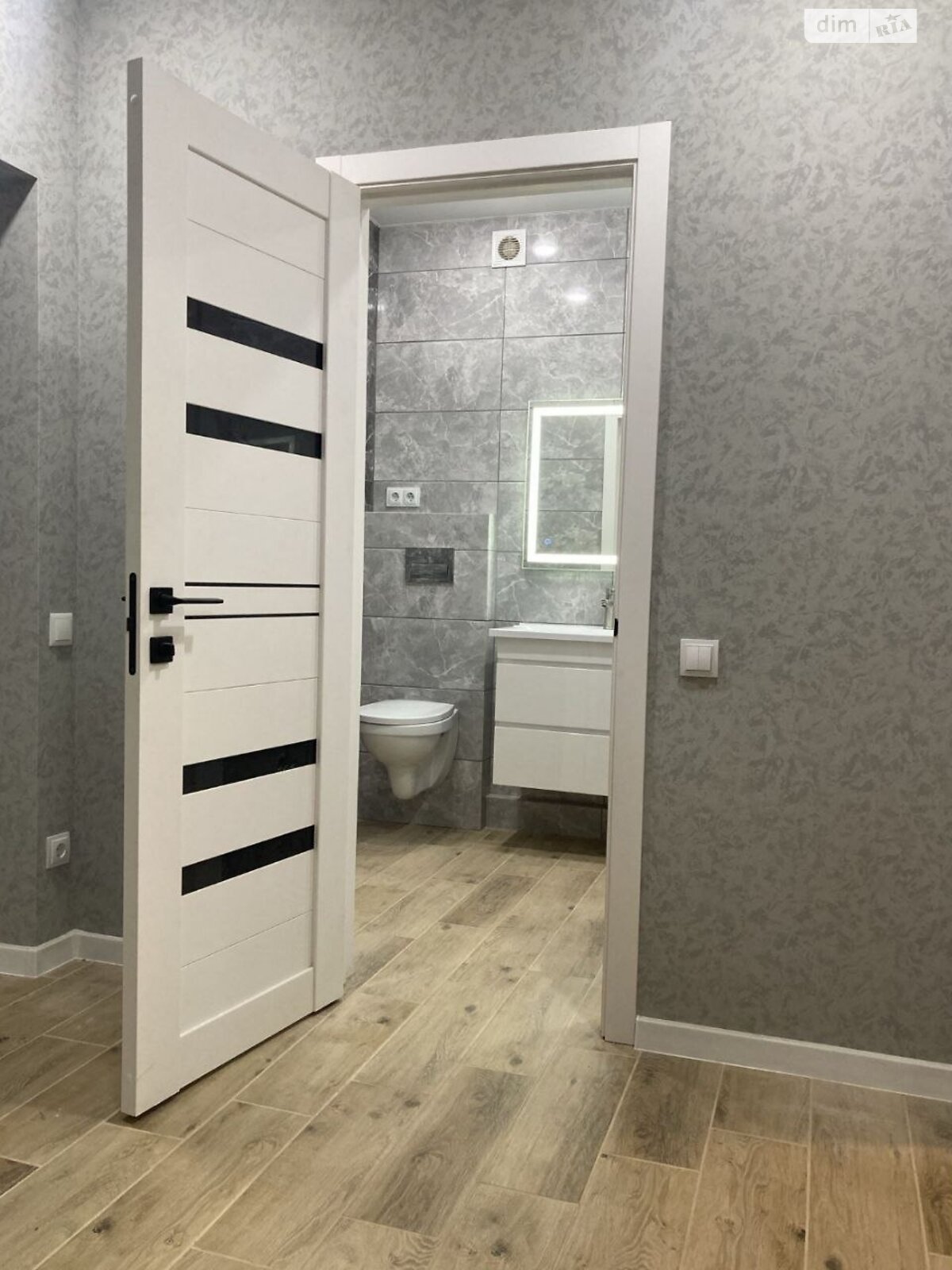 Продажа однокомнатной квартиры в Харькове, на ул. Мира 23, район Индустриальный фото 1 Продажа однокомнатной квартиры в Харькове, на ул. Мира 23, район Индустриальный фото 1