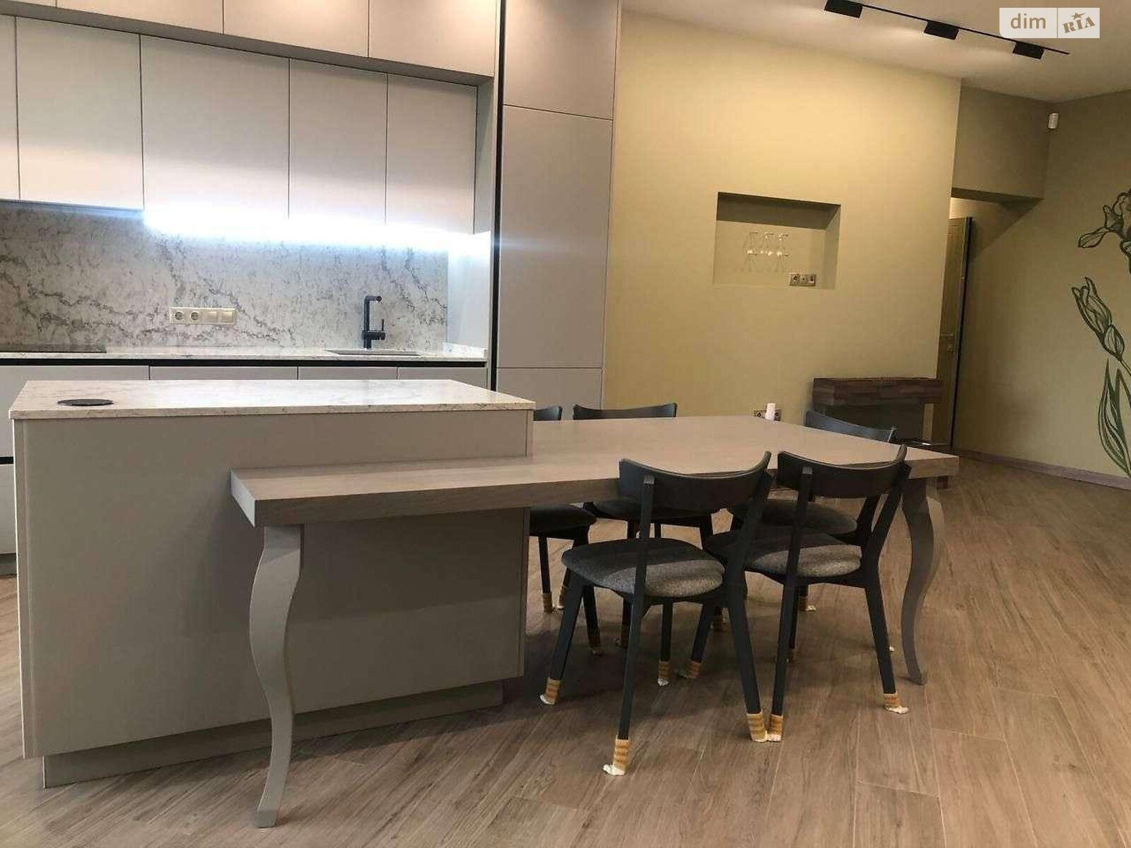 Продаж трикімнатної квартири в Харкові, на вул. Кабанова Дача 14, район Журавлiвка фото 1 Продаж трикімнатної квартири в Харкові, на вул. Кабанова Дача 14, район Журавлiвка фото 1