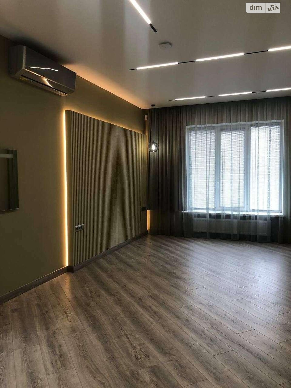 Продаж трикімнатної квартири в Харкові, на вул. Кабанова Дача 14, район Журавлiвка фото 1 Продаж трикімнатної квартири в Харкові, на вул. Кабанова Дача 14, район Журавлiвка фото 1
