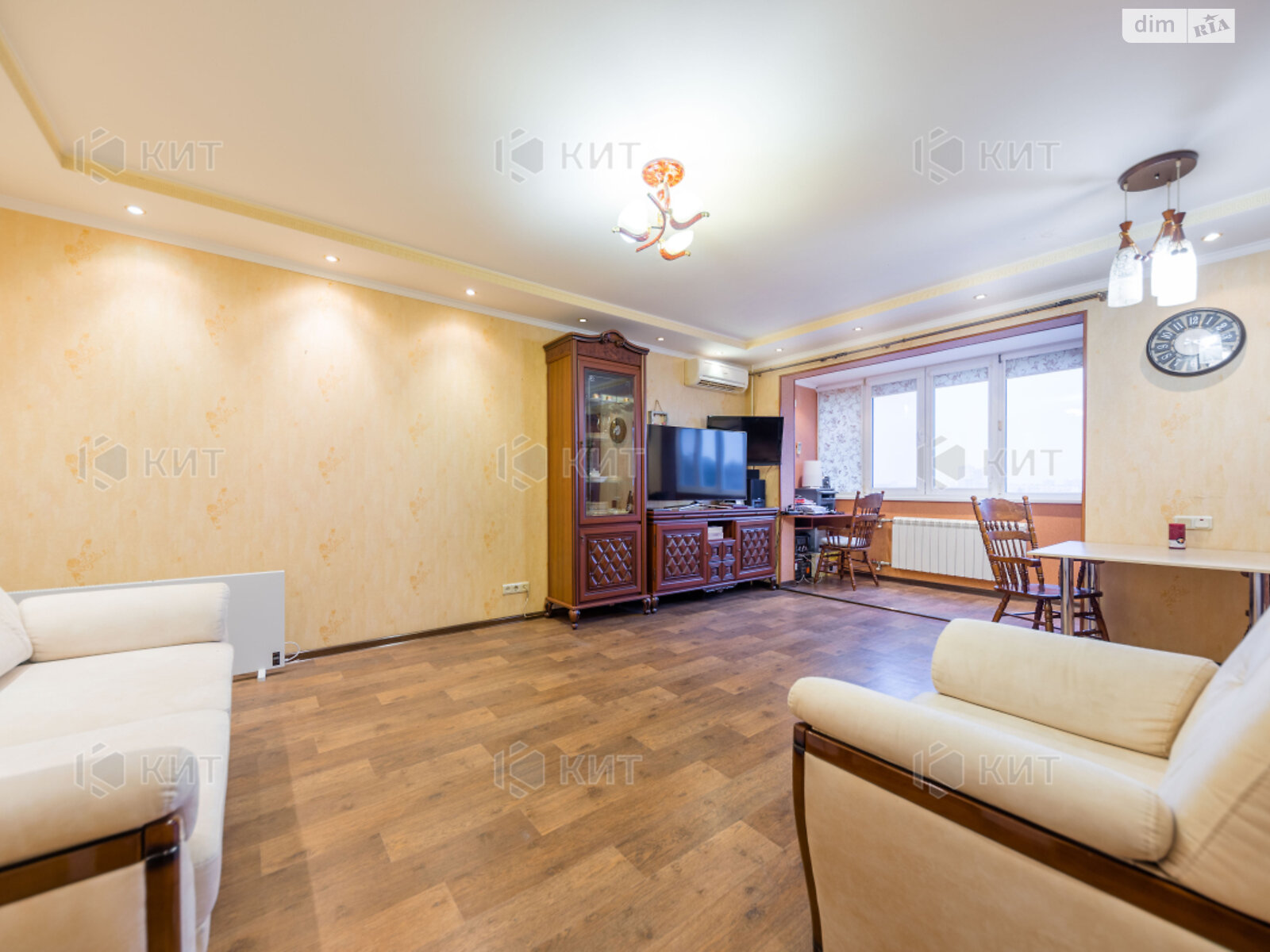 Продажа трехкомнатной квартиры в Харькове, на ул. Матюшенко 11, район Журавлевка фото 1