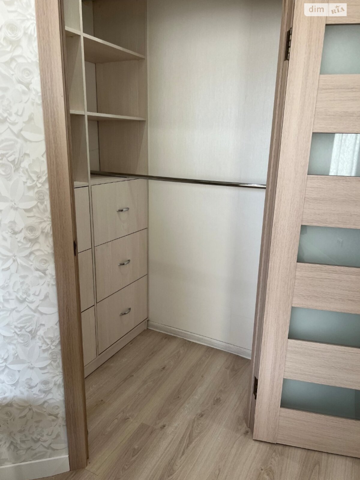 Продажа двухкомнатной квартиры в Харькове, на ул. Новоалександровская 54А корпус 1, район Журавлевка фото 1 Продажа двухкомнатной квартиры в Харькове, на ул. Новоалександровская 54А корпус 1, район Журавлевка фото 1
