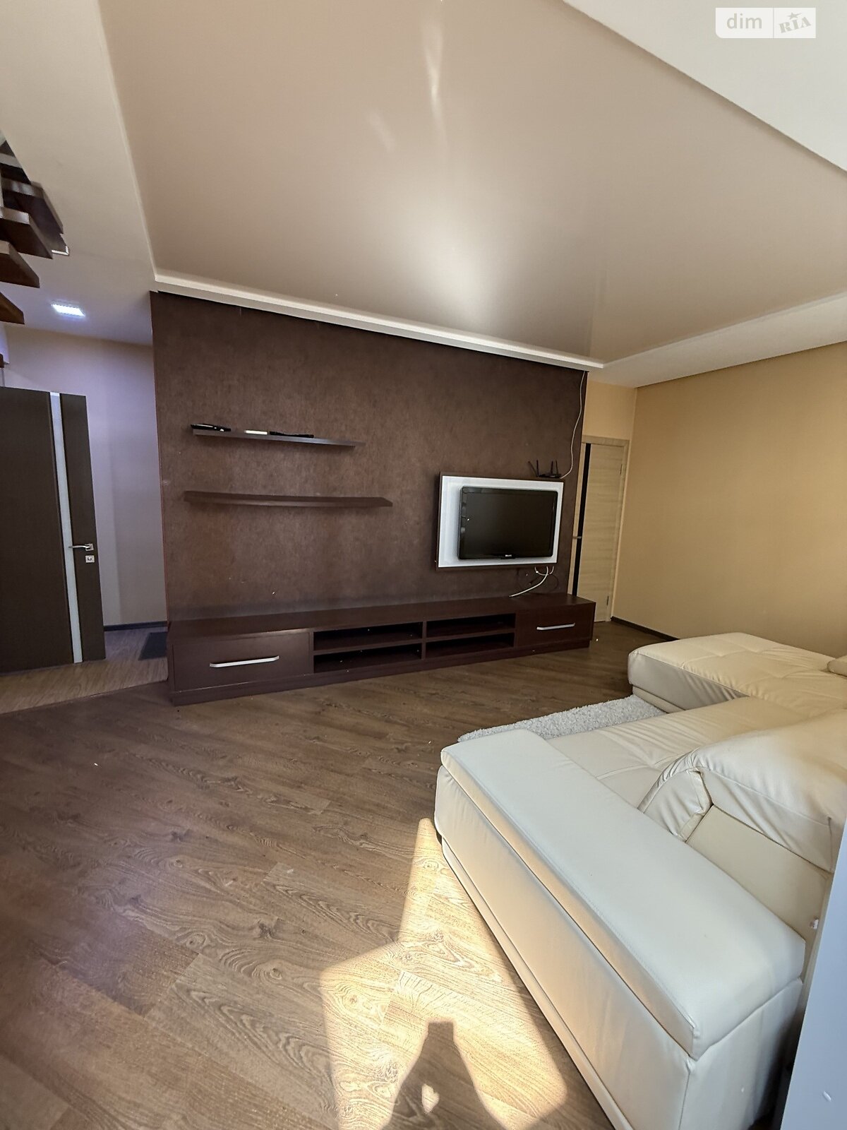 Продажа трехкомнатной квартиры в Харькове, на ул. Новоалександровская 54А, район Журавлевка фото 1