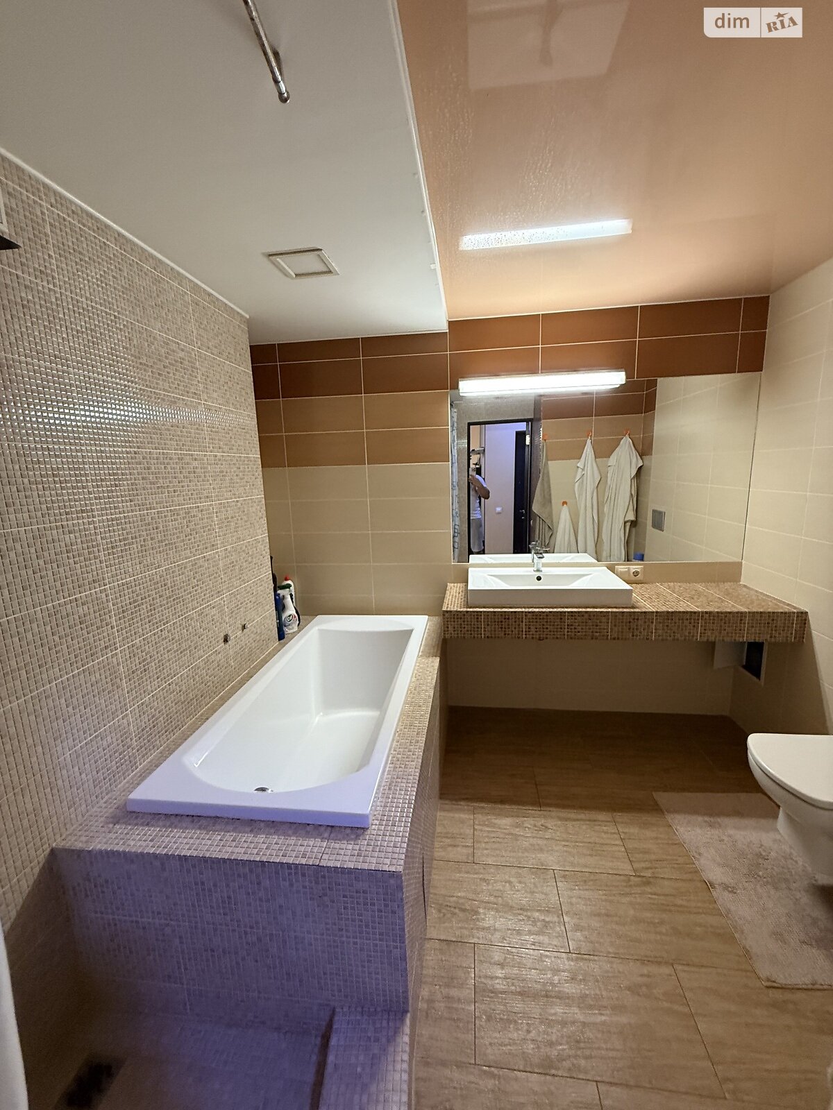 Продажа трехкомнатной квартиры в Харькове, на ул. Новоалександровская 54А, район Журавлевка фото 1