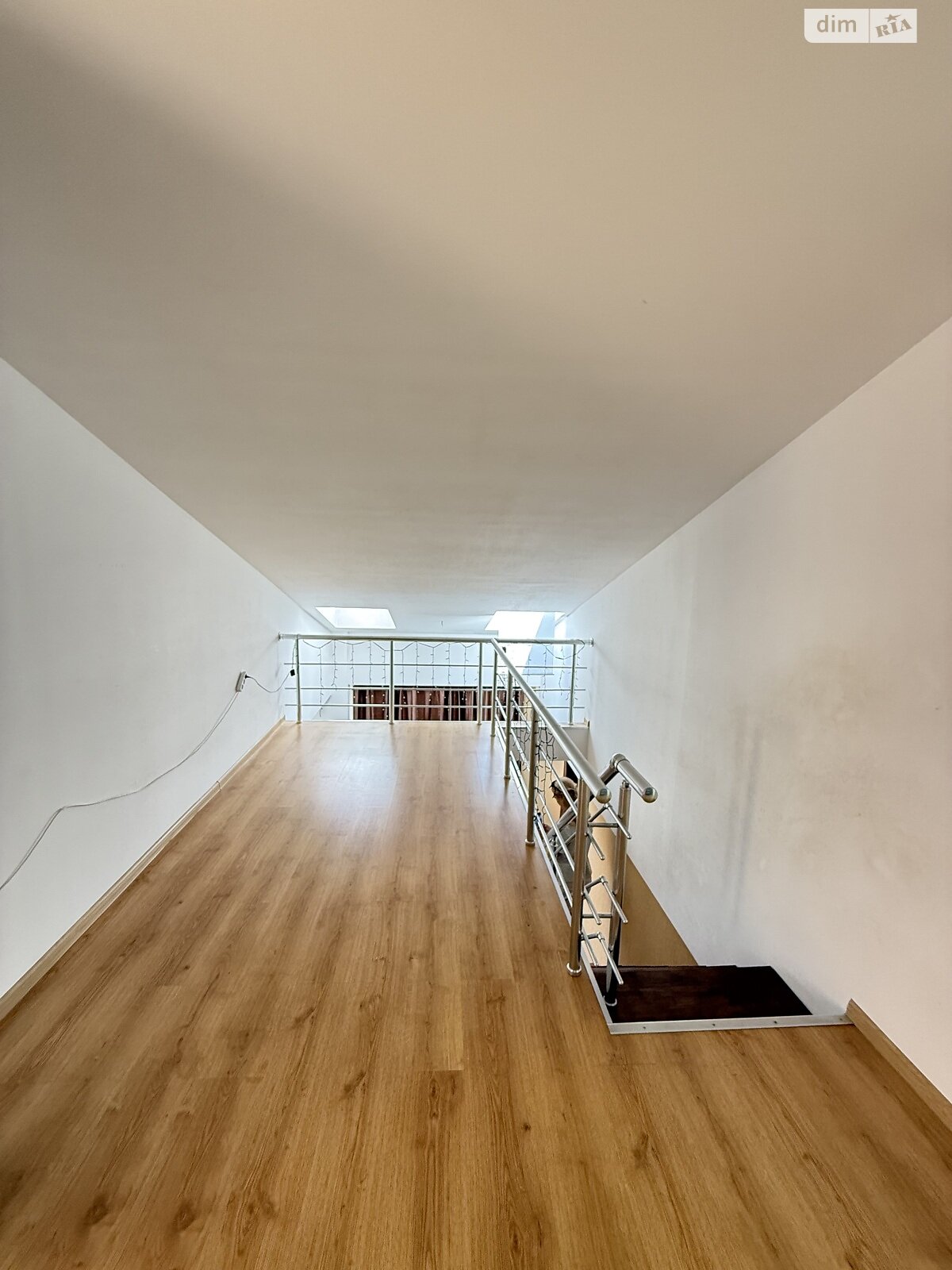 Продажа трехкомнатной квартиры в Харькове, на ул. Новоалександровская 54А, район Журавлевка фото 1