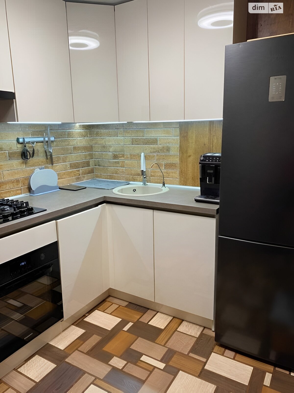 Продажа трехкомнатной квартиры в Харькове, на ул. Каденюка 33, кв. 24, фото 1 Продажа трехкомнатной квартиры в Харькове, на ул. Каденюка 33, кв. 24, фото 1