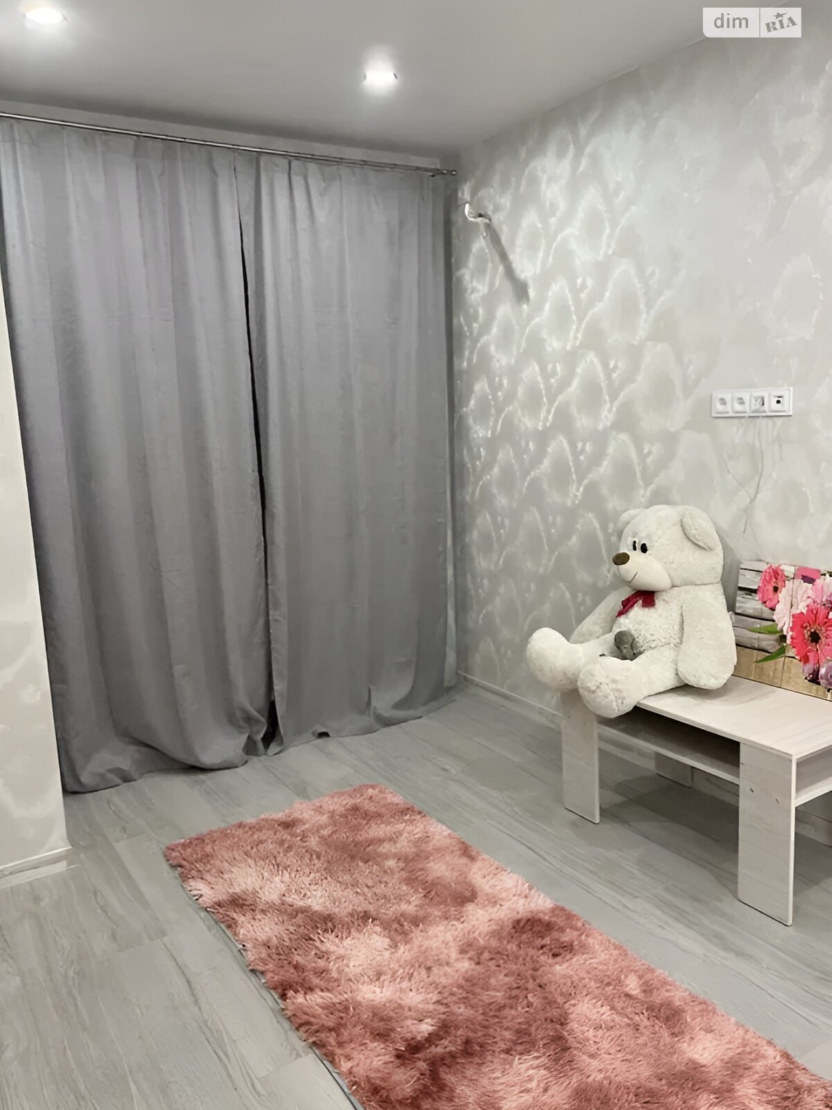 Продаж однокімнатної квартири в Харкові, на вул. Академіка Барабашова, район Київський фото 1 Продаж однокімнатної квартири в Харкові, на вул. Академіка Барабашова, район Київський фото 1