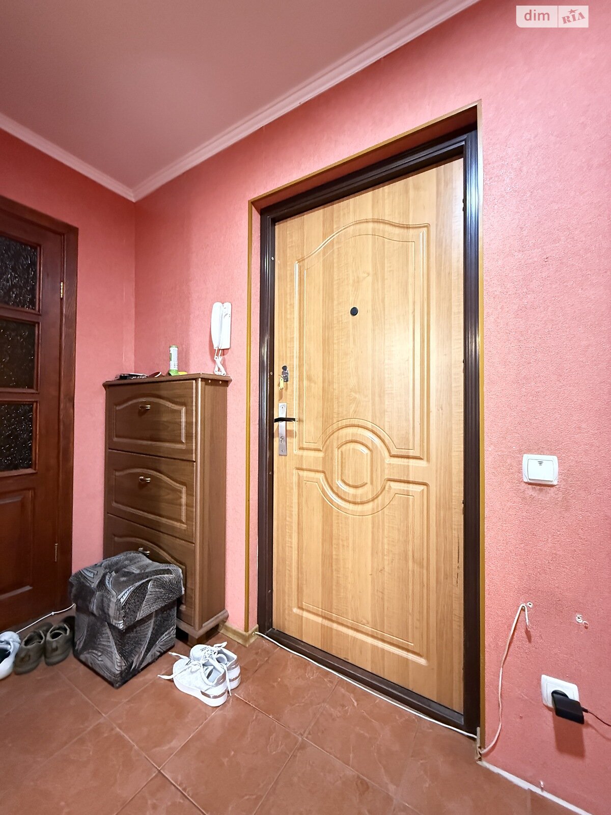 Продаж трикімнатної квартири в Харкові, на вул. Академіка Барабашова 30, район Київський фото 1 Продаж трикімнатної квартири в Харкові, на вул. Академіка Барабашова 30, район Київський фото 1