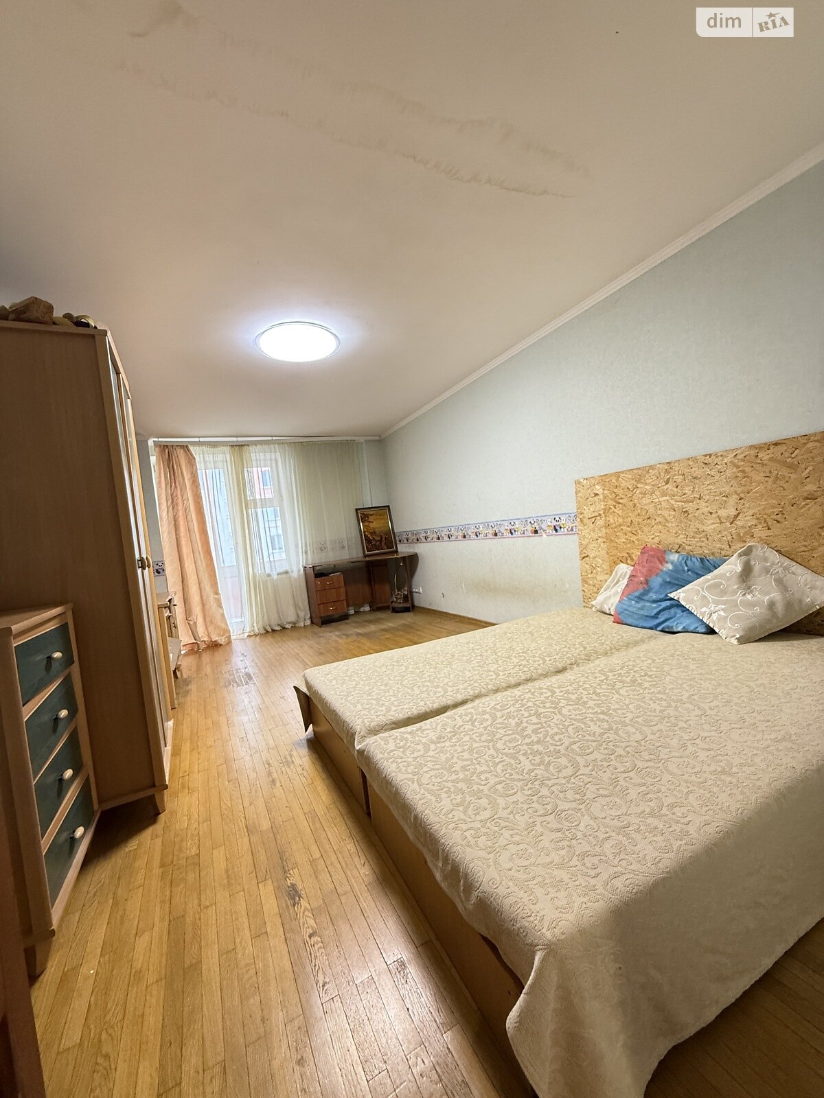 Продаж трикімнатної квартири в Харкові, на вул. Академіка Барабашова 30, район Київський фото 1 Продаж трикімнатної квартири в Харкові, на вул. Академіка Барабашова 30, район Київський фото 1