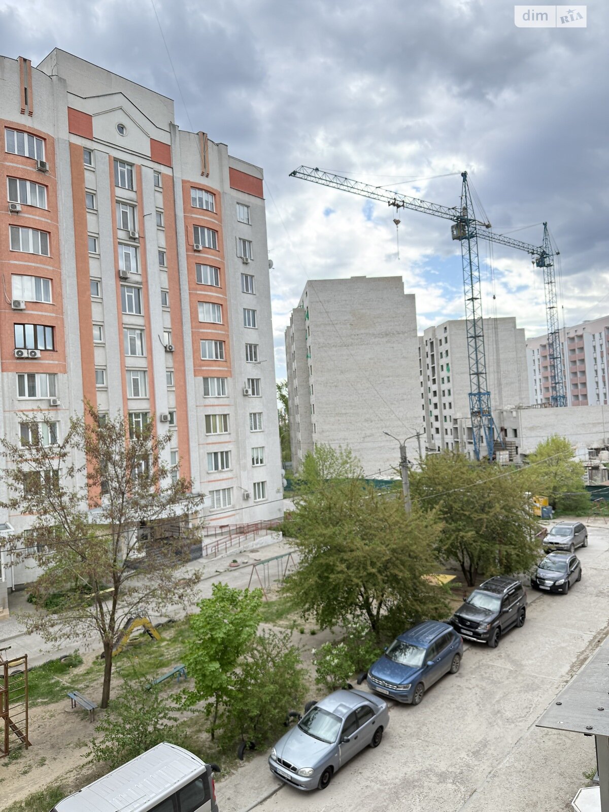 Продаж трикімнатної квартири в Харкові, на вул. Академіка Барабашова 30, район Київський фото 1 Продаж трикімнатної квартири в Харкові, на вул. Академіка Барабашова 30, район Київський фото 1