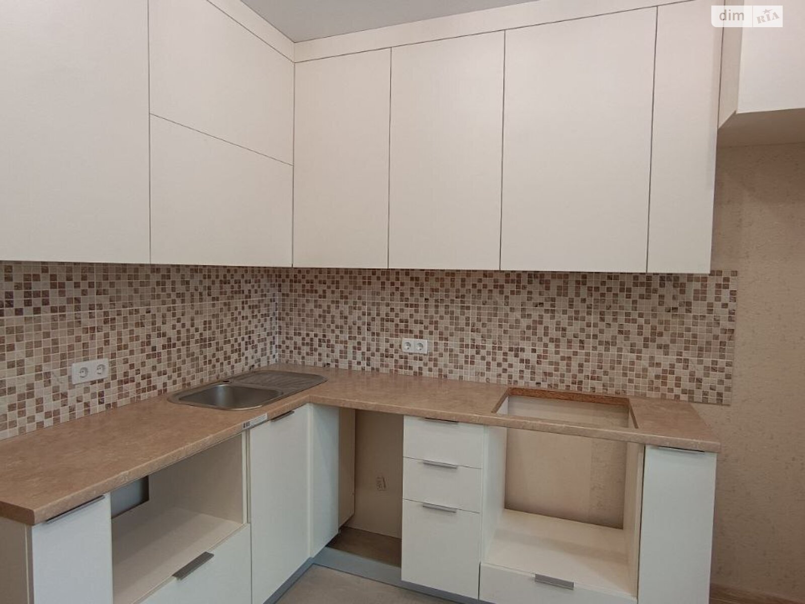 Продажа однокомнатной квартиры в Харькове, на ул. Академика Барабашова 12А, район Киевский фото 1 Продажа однокомнатной квартиры в Харькове, на ул. Академика Барабашова 12А, район Киевский фото 1