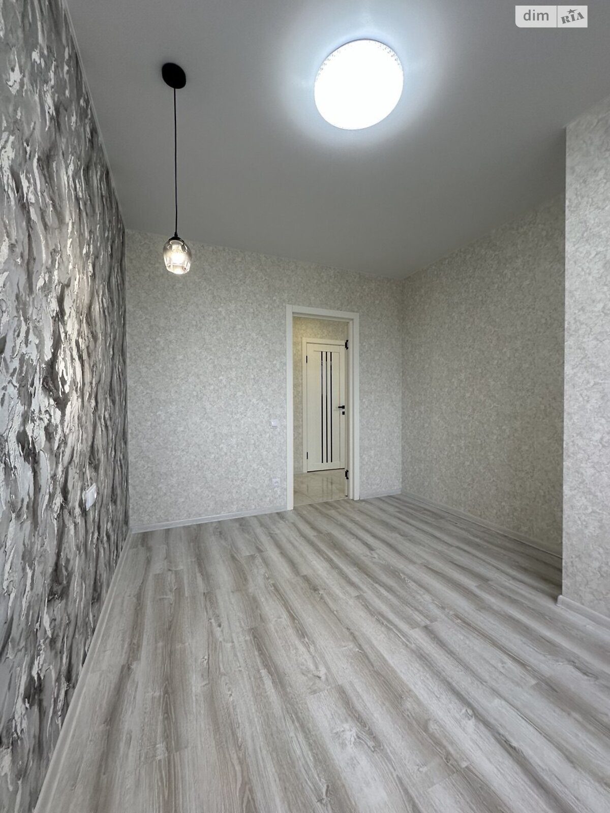 Продажа однокомнатной квартиры в Харькове, на ул. Академика Барабашова 10, район Киевский фото 1