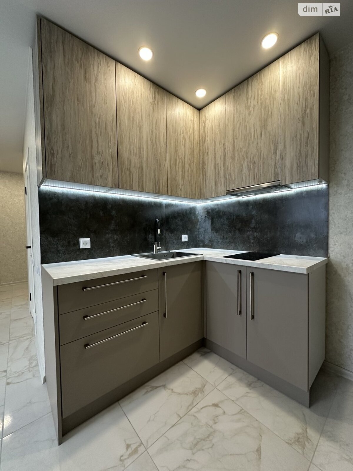 Продажа однокомнатной квартиры в Харькове, на ул. Академика Барабашова 10, район Киевский фото 1