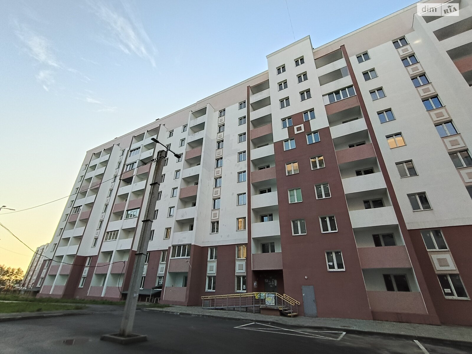 Продажа двухкомнатной квартиры в Харькове, на ул. Академика Барабашова 14А, район Киевский фото 1