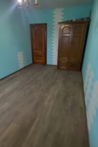 Продаж трикімнатної квартири в Харкові, на вул. Нескорених 12Г, район 522-ий мікрорайон фото 2