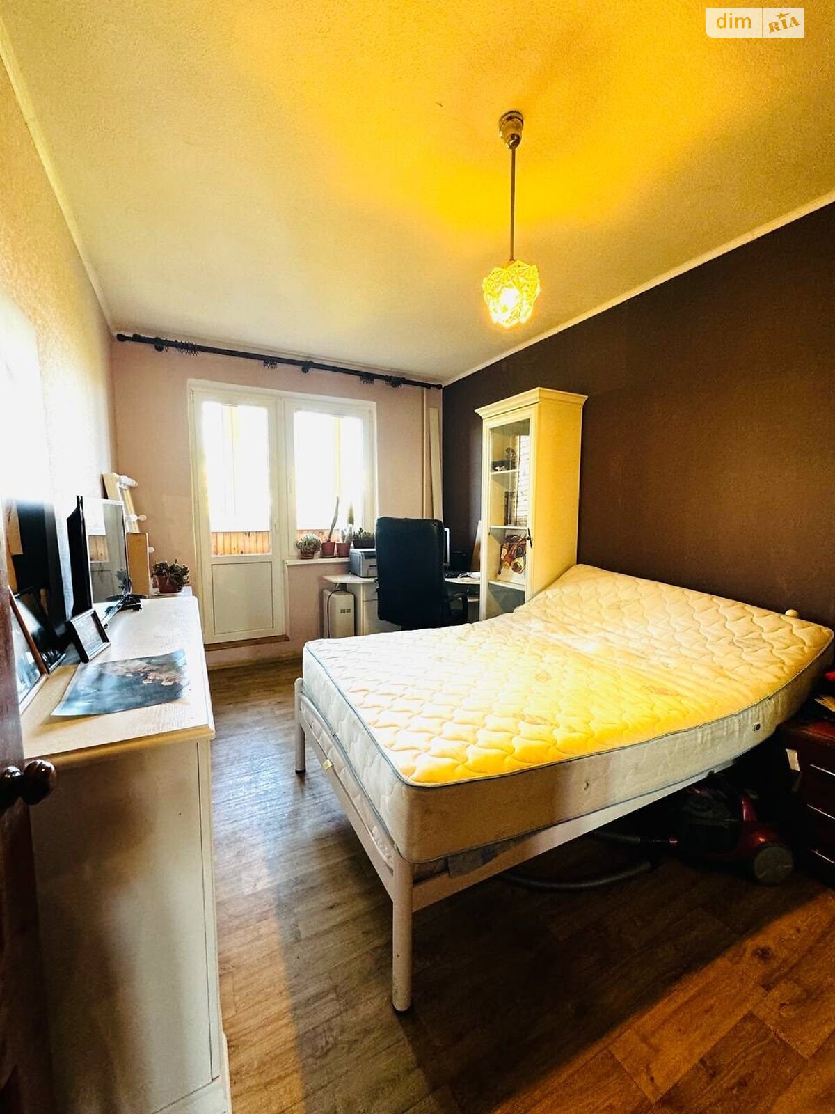 Продаж трикімнатної квартири в Харкові, на вул. Нескорених 12Г, район 522-ий мікрорайон фото 1 Продаж трикімнатної квартири в Харкові, на вул. Нескорених 12Г, район 522-ий мікрорайон фото 1