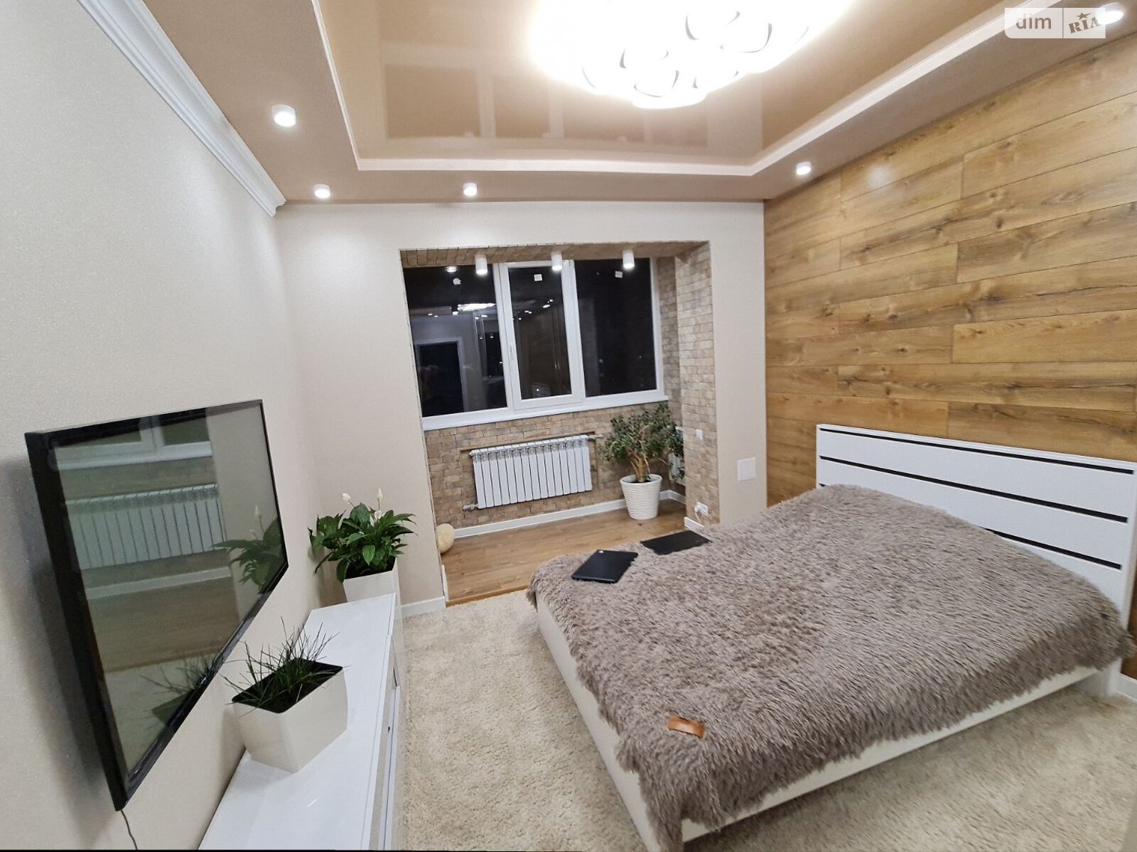 Продаж чотирикімнатної квартири в Харкові, на вул. Ужвій Наталії 102, район Київський фото 1 Продаж чотирикімнатної квартири в Харкові, на вул. Ужвій Наталії 102, район Київський фото 1