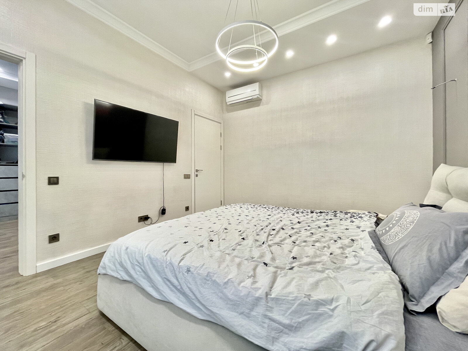 Продаж трикімнатної квартири в Харкові, на вул. Клеменова дача 11, фото 1 Продаж трикімнатної квартири в Харкові, на вул. Клеменова дача 11, фото 1