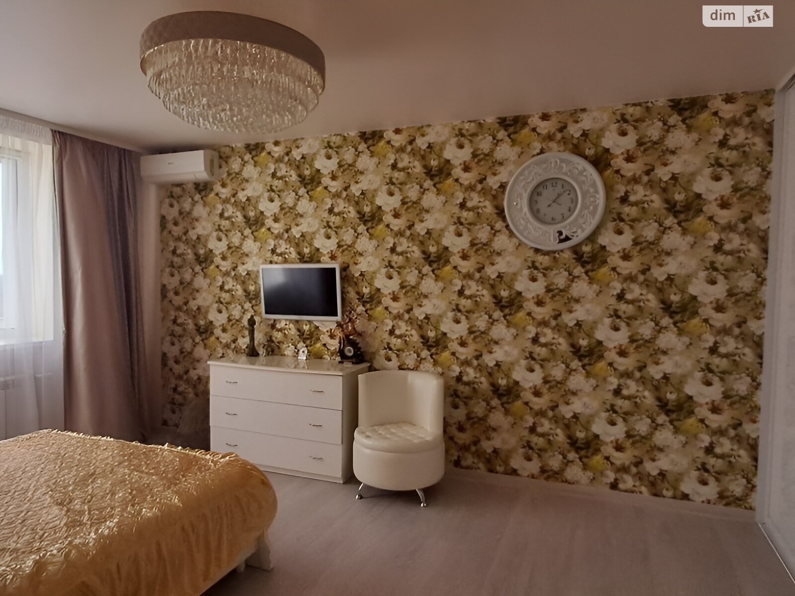 Продажа трехкомнатной квартиры в Харькове, на просп. Героев Харькова 128А, район Красный луч фото 1 Продажа трехкомнатной квартиры в Харькове, на просп. Героев Харькова 128А, район Красный луч фото 1
