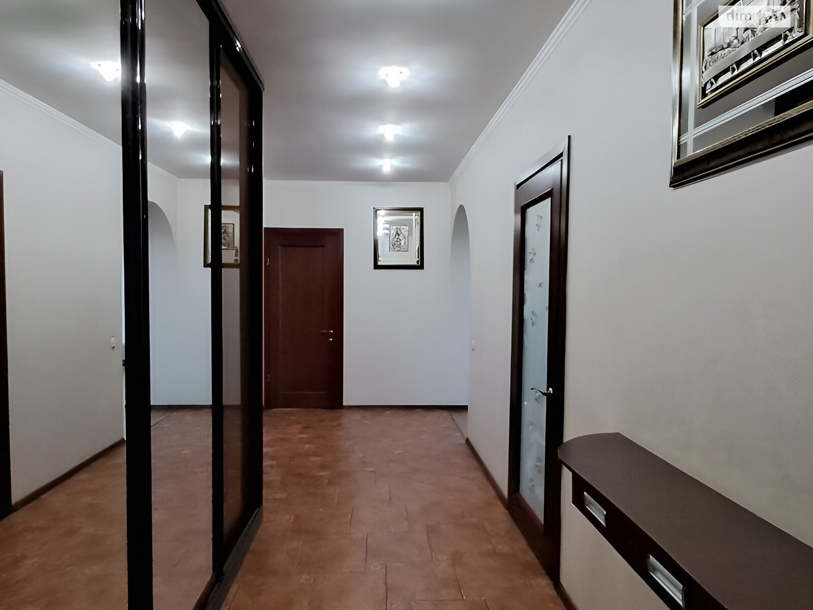 Продажа трехкомнатной квартиры в Харькове, на просп. Героев Харькова 128А, район Красный луч фото 1 Продажа трехкомнатной квартиры в Харькове, на просп. Героев Харькова 128А, район Красный луч фото 1