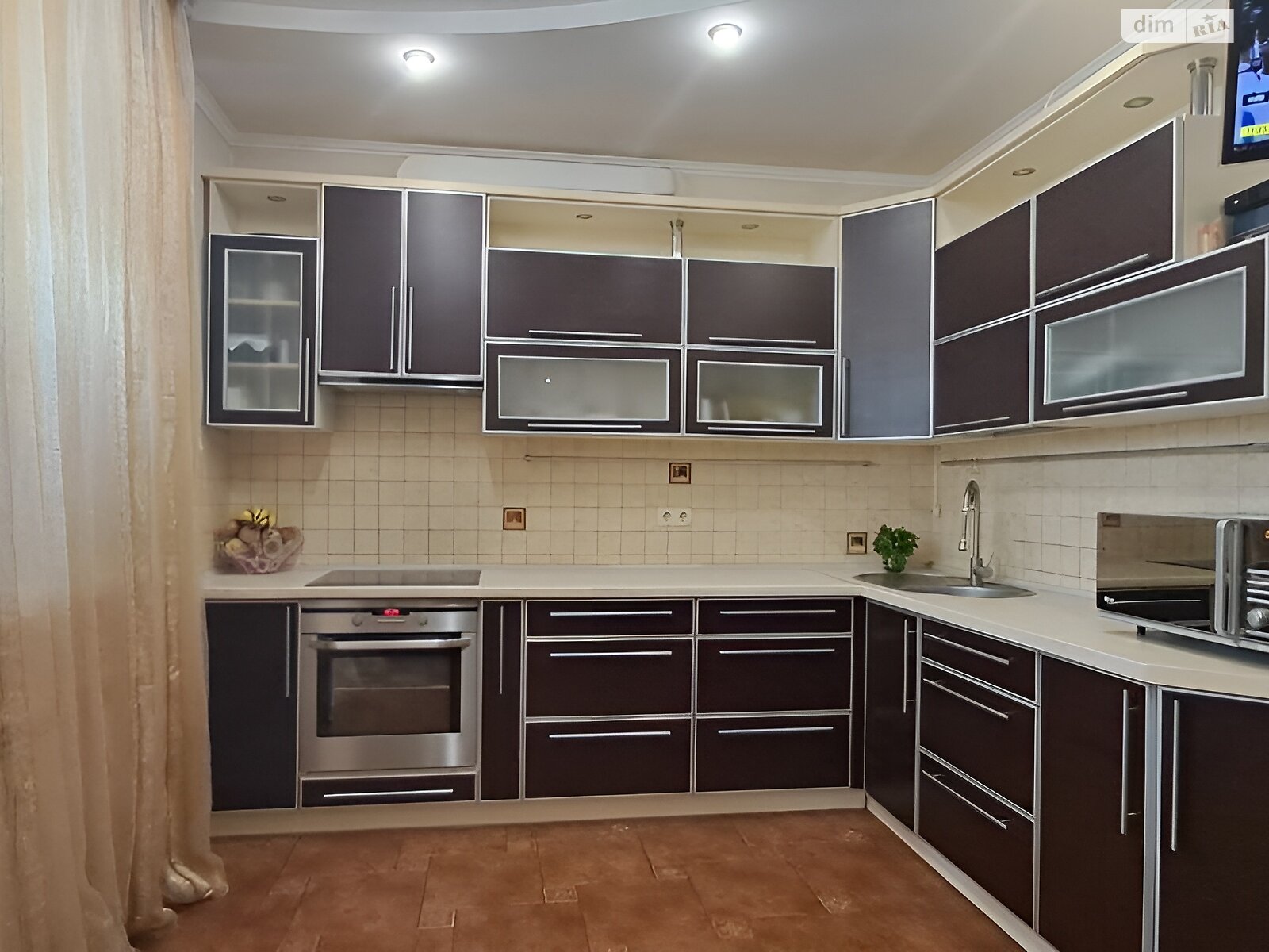 Продажа трехкомнатной квартиры в Харькове, на просп. Героев Харькова 128А, район Красный луч фото 1 Продажа трехкомнатной квартиры в Харькове, на просп. Героев Харькова 128А, район Красный луч фото 1