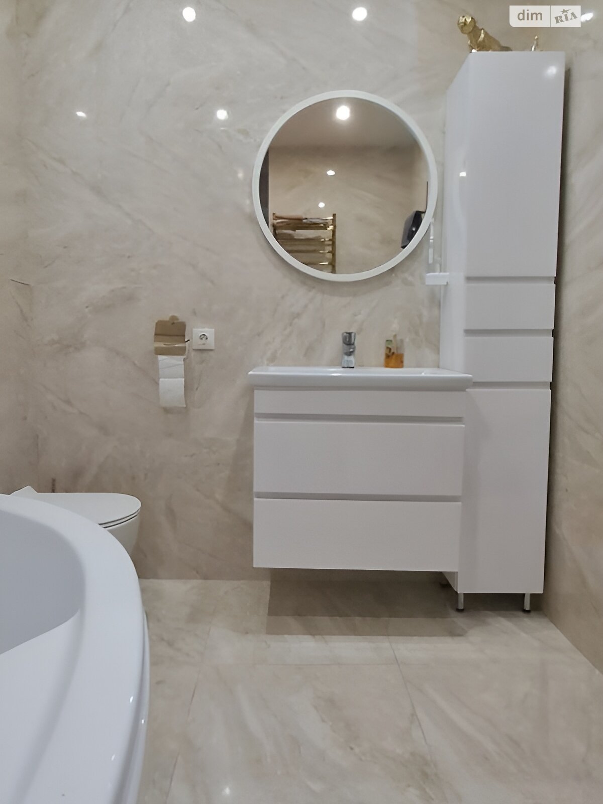 Продажа трехкомнатной квартиры в Харькове, на просп. Героев Харькова 128А, район Красный луч фото 1 Продажа трехкомнатной квартиры в Харькове, на просп. Героев Харькова 128А, район Красный луч фото 1