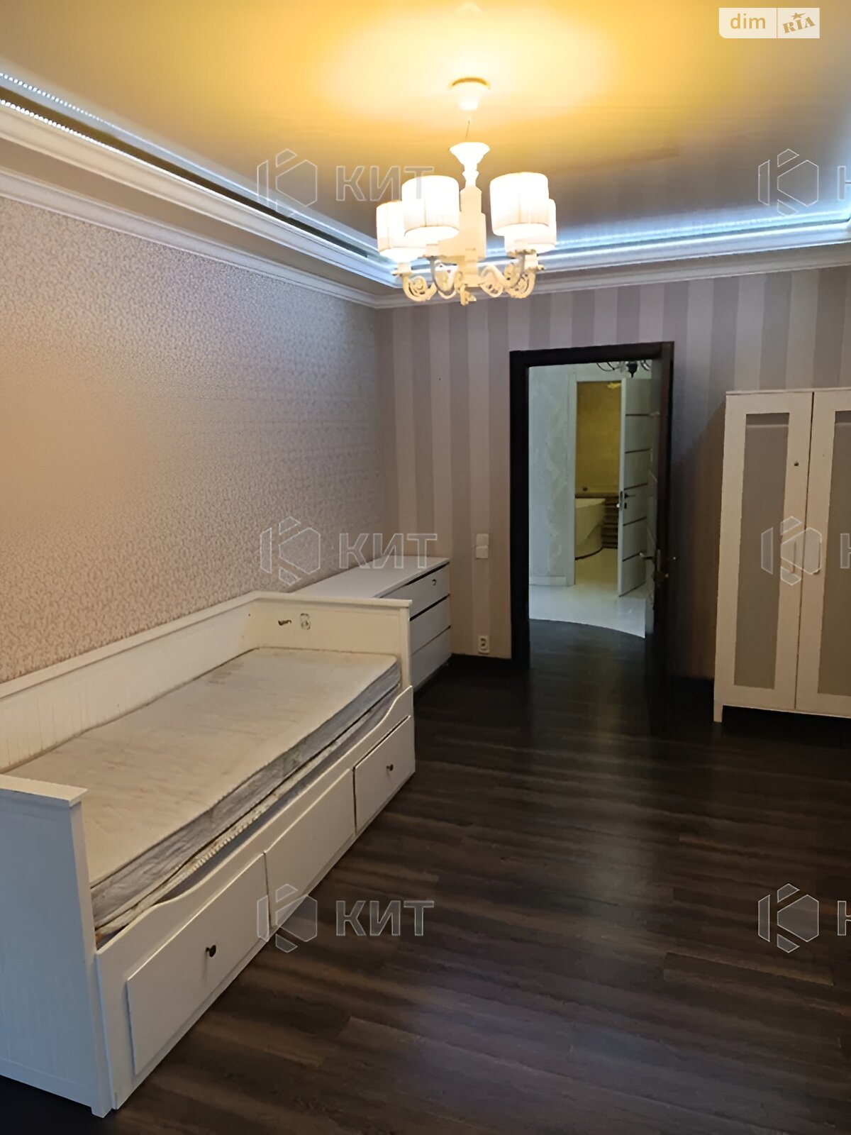 Продаж трикімнатної квартири в Харкові, на просп. Героїв Харкова 124/7, район Червоний промінь фото 1 Продаж трикімнатної квартири в Харкові, на просп. Героїв Харкова 124/7, район Червоний промінь фото 1