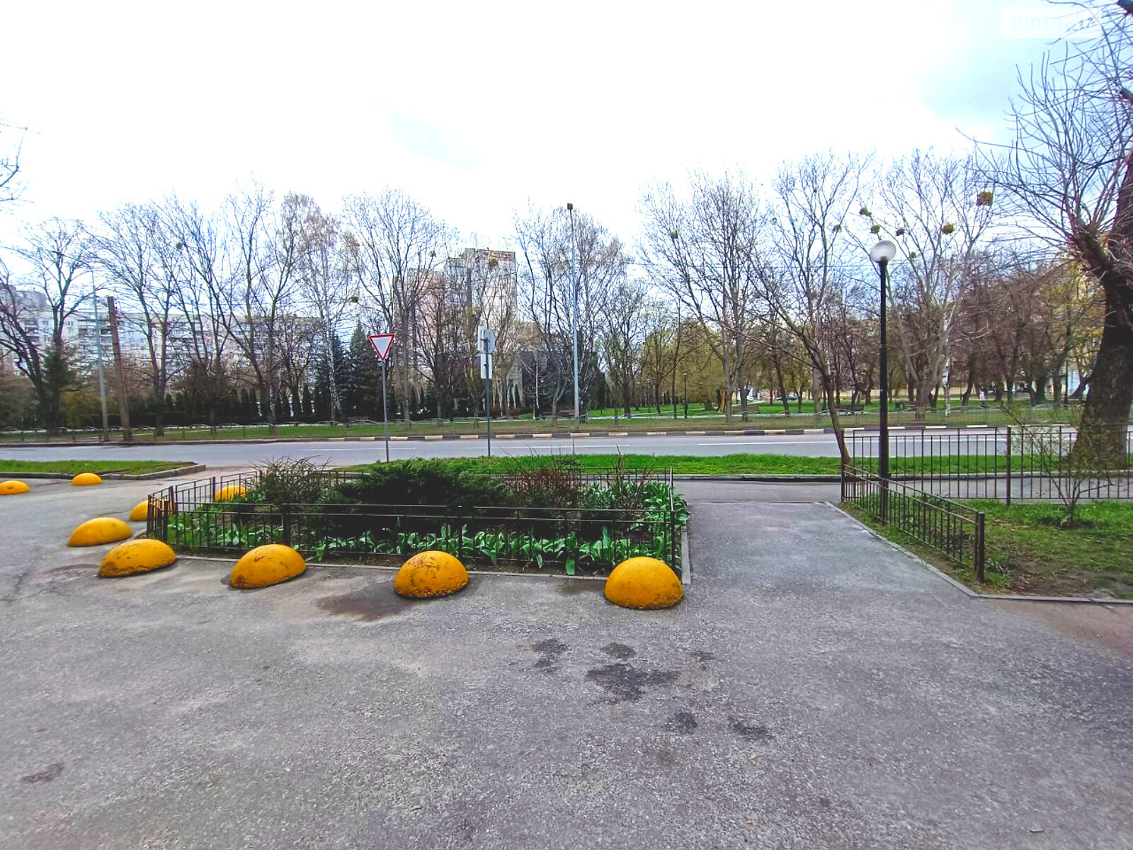 Продажа однокомнатной квартиры в Харькове, на просп. Героев Харькова 118, район Красный луч фото 1 Продажа однокомнатной квартиры в Харькове, на просп. Героев Харькова 118, район Красный луч фото 1