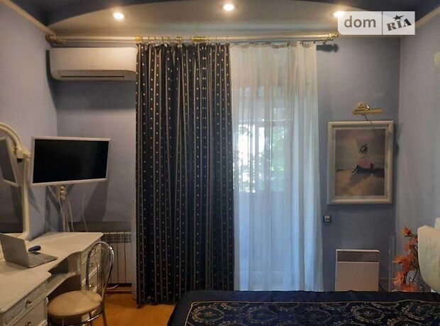 Продажа трехкомнатной квартиры в Харькове, на просп. Гагарина 1, район Левада фото 1 Продажа трехкомнатной квартиры в Харькове, на просп. Гагарина 1, район Левада фото 1