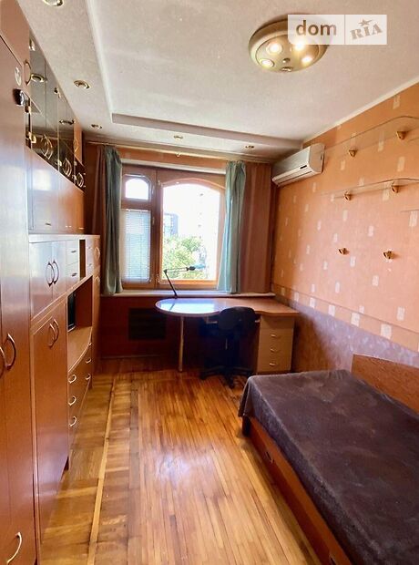 Продажа четырехкомнатной квартиры в Харькове, на просп. Гагарина 92, район Левада фото 1 Продажа четырехкомнатной квартиры в Харькове, на просп. Гагарина 92, район Левада фото 1