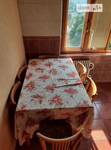 Продажа трехкомнатной квартиры в Харькове, на просп. Гагарина 39, район Слободской фото 1 Продажа трехкомнатной квартиры в Харькове, на просп. Гагарина 39, район Слободской фото 1