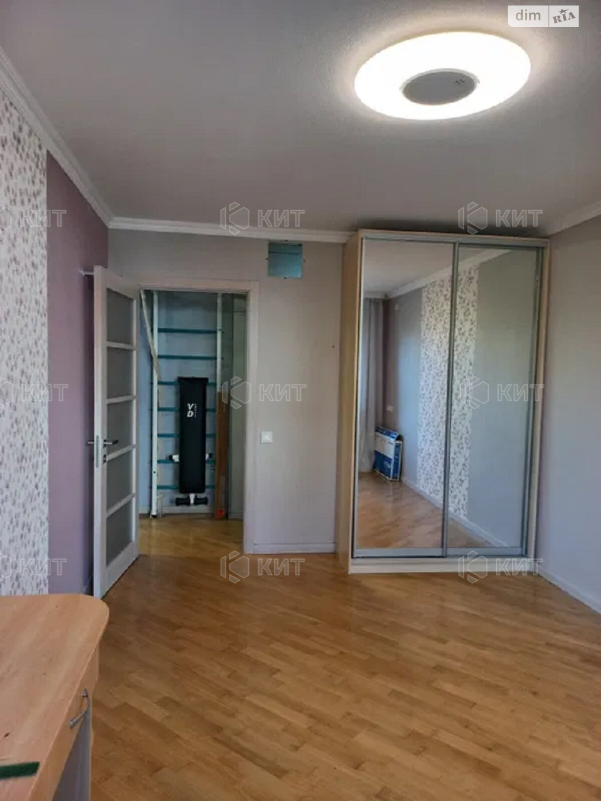 Продаж трикімнатної квартири в Харкові, на просп. Аерокосмічний 60, район Левада фото 1 Продаж трикімнатної квартири в Харкові, на просп. Аерокосмічний 60, район Левада фото 1