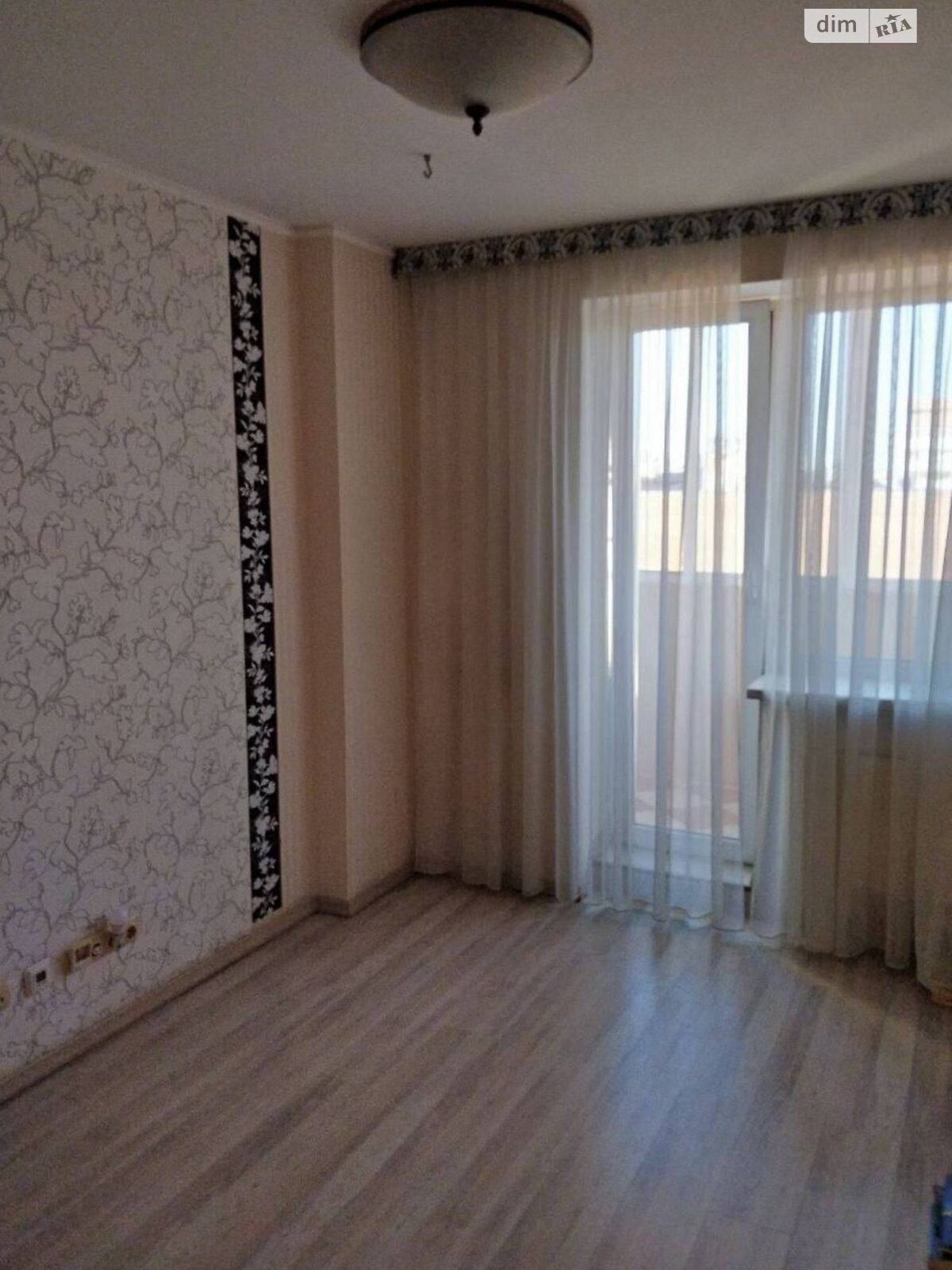 Продаж трикімнатної квартири в Харкові, на вул. Гагаріна 41/2, район Левада фото 1 Продаж трикімнатної квартири в Харкові, на вул. Гагаріна 41/2, район Левада фото 1