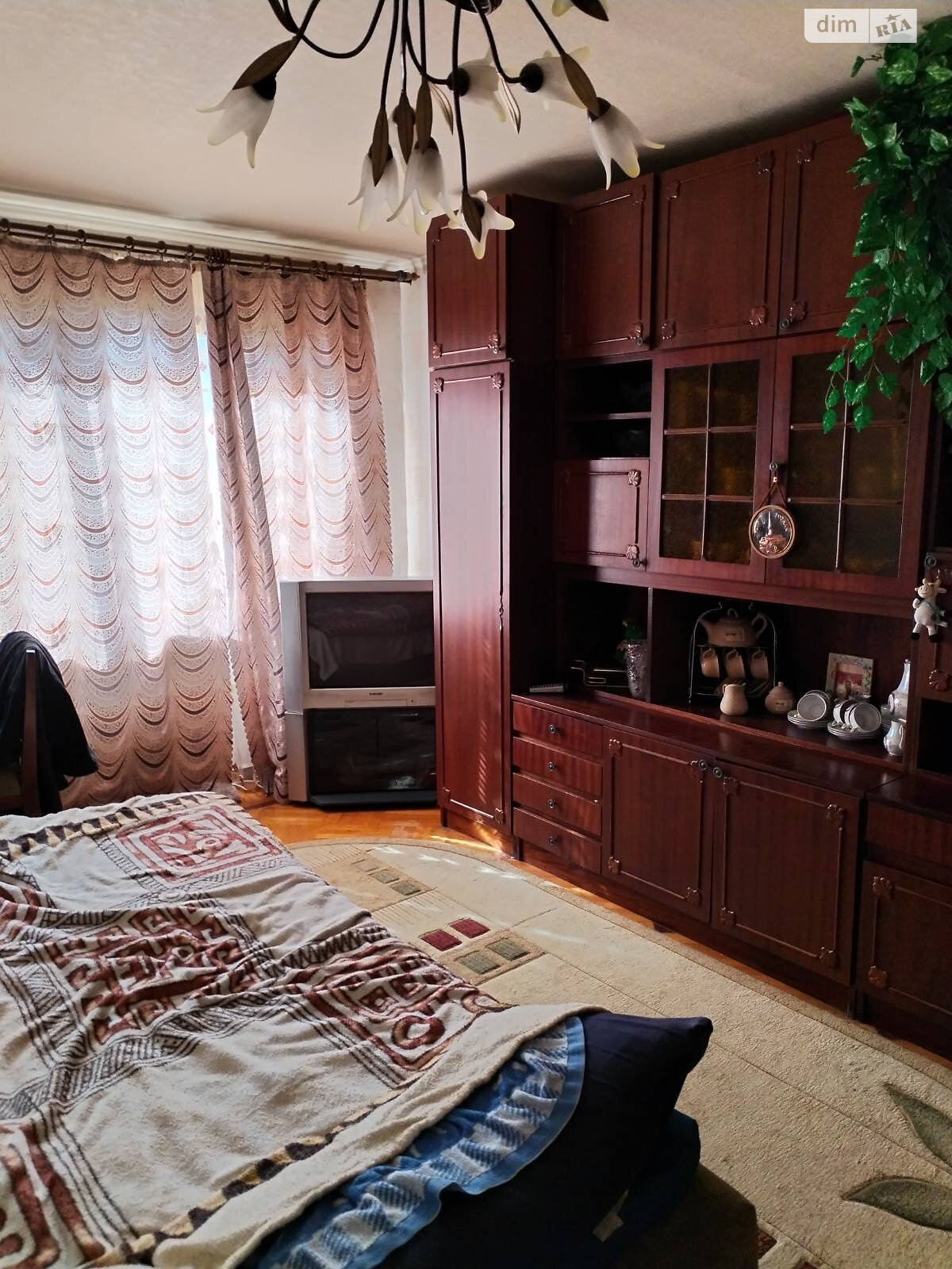 Продаж трикімнатної квартири в Харкові, на вул. Каштанова 10, район Левада фото 1 Продаж трикімнатної квартири в Харкові, на вул. Каштанова 10, район Левада фото 1