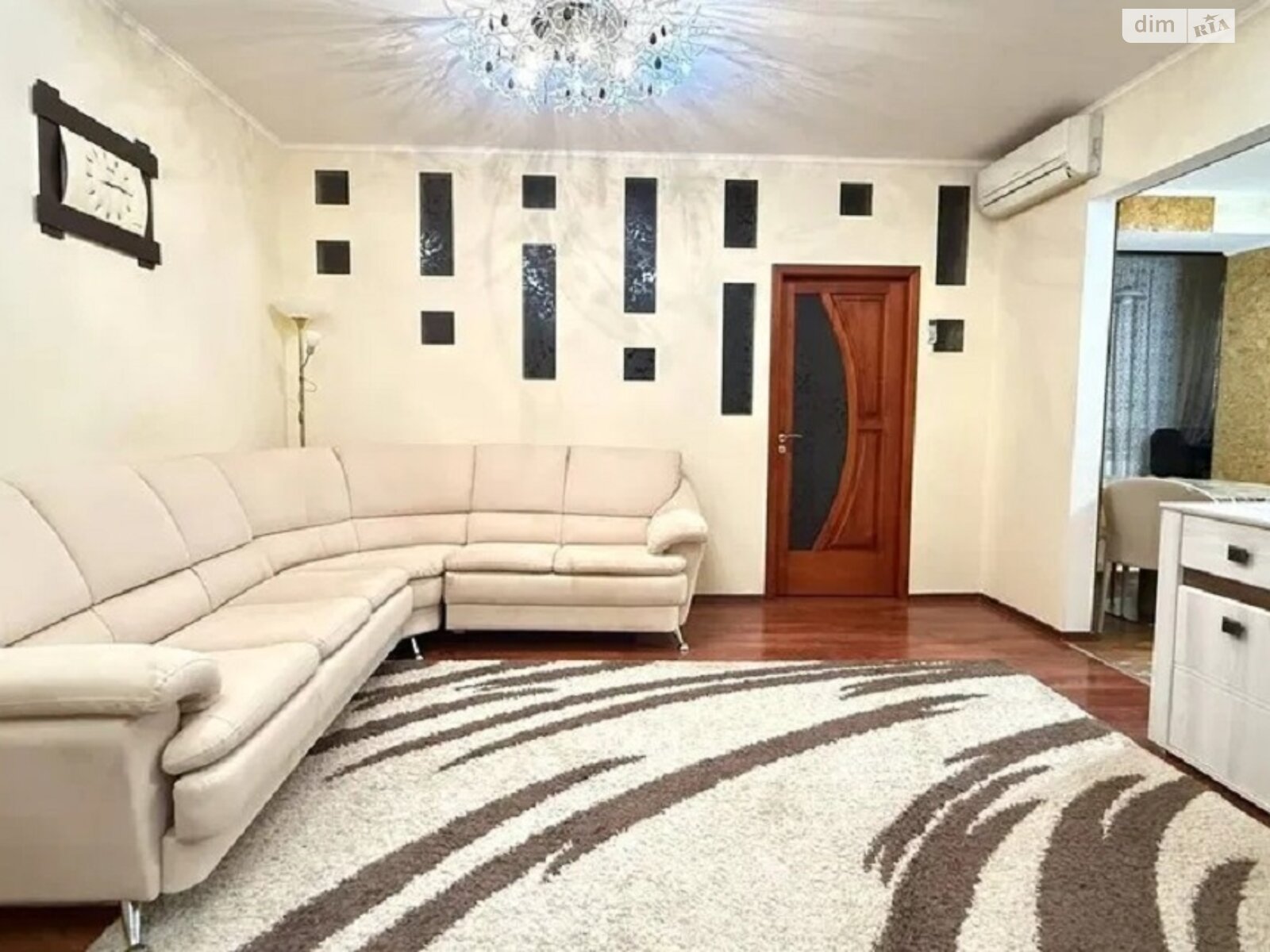 Продаж трикімнатної квартири в Харкові, на пров. Кричевського 29, район МЖК Інтернаціоналіст фото 1 Продаж трикімнатної квартири в Харкові, на пров. Кричевського 29, район МЖК Інтернаціоналіст фото 1