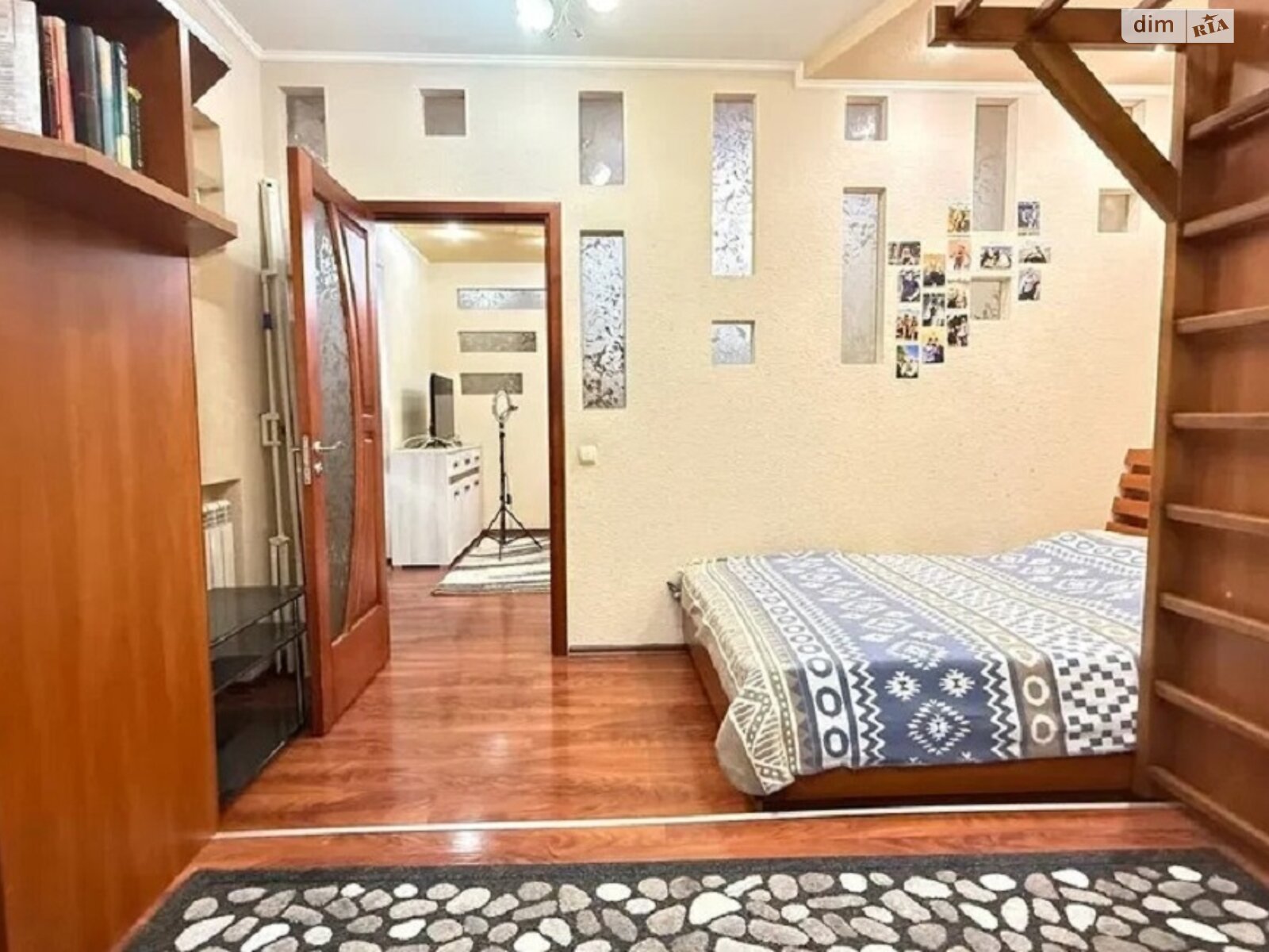 Продаж трикімнатної квартири в Харкові, на пров. Кричевського 29, район МЖК Інтернаціоналіст фото 1 Продаж трикімнатної квартири в Харкові, на пров. Кричевського 29, район МЖК Інтернаціоналіст фото 1