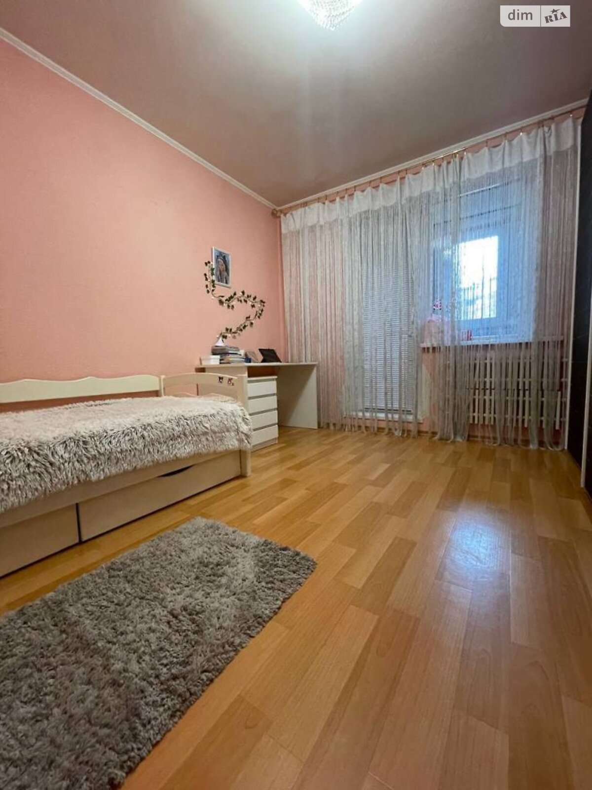 Продаж трикімнатної квартири в Харкові, на вул. Кричевського 41, район МЖК Інтернаціоналіст фото 1 Продаж трикімнатної квартири в Харкові, на вул. Кричевського 41, район МЖК Інтернаціоналіст фото 1
