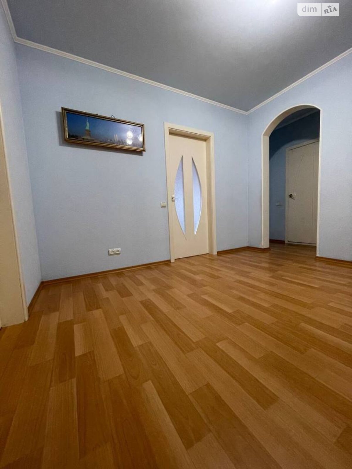 Продаж трикімнатної квартири в Харкові, на вул. Кричевського 41, район МЖК Інтернаціоналіст фото 1 Продаж трикімнатної квартири в Харкові, на вул. Кричевського 41, район МЖК Інтернаціоналіст фото 1