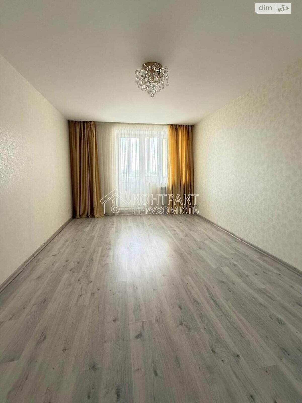 Продажа трехкомнатной квартиры в Харькове, на ул. Кричевского 32, район МЖК Интернационалист фото 1