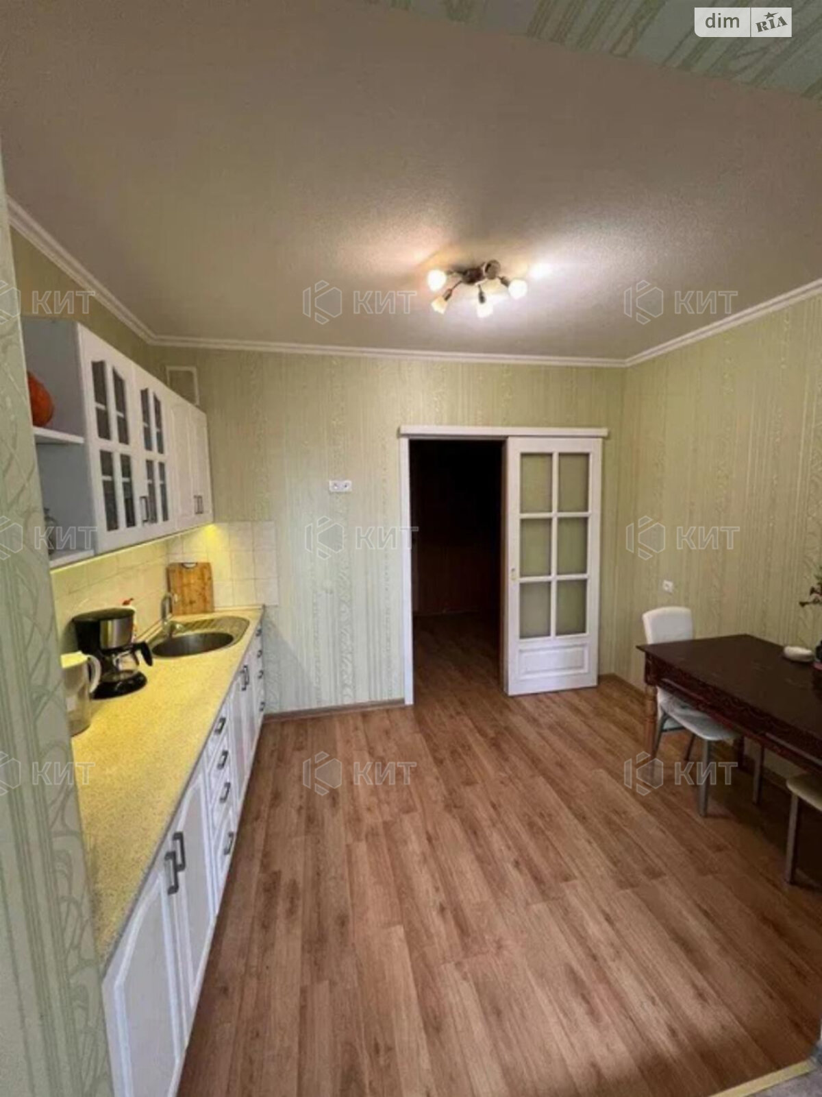 Продажа двухкомнатной квартиры в Харькове, на ул. Кричевского 40, район МЖК Интернационалист фото 1