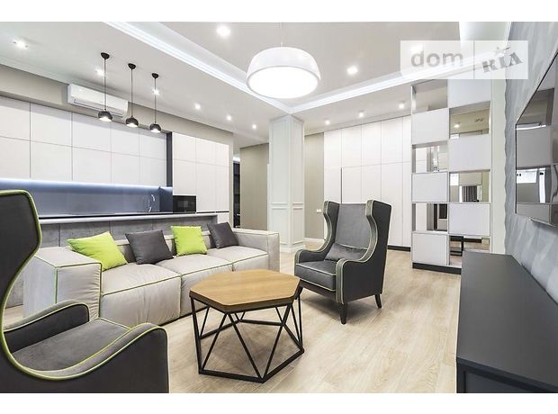 Продажа трехкомнатной квартиры в Харькове, на пер. Банный 1, район Нагорный фото 1 Продажа трехкомнатной квартиры в Харькове, на пер. Банный 1, район Нагорный фото 1