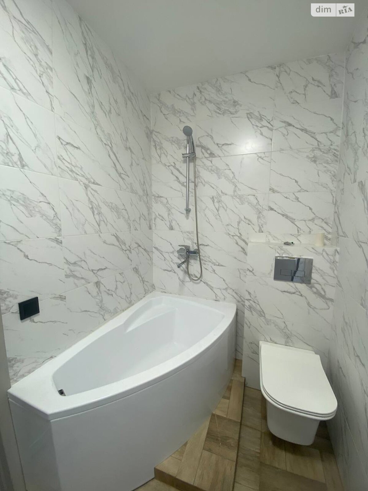 Продаж чотирикімнатної квартири в Харкові, на вул. Алчевських 27Б, район Нагірний (Київський) фото 1