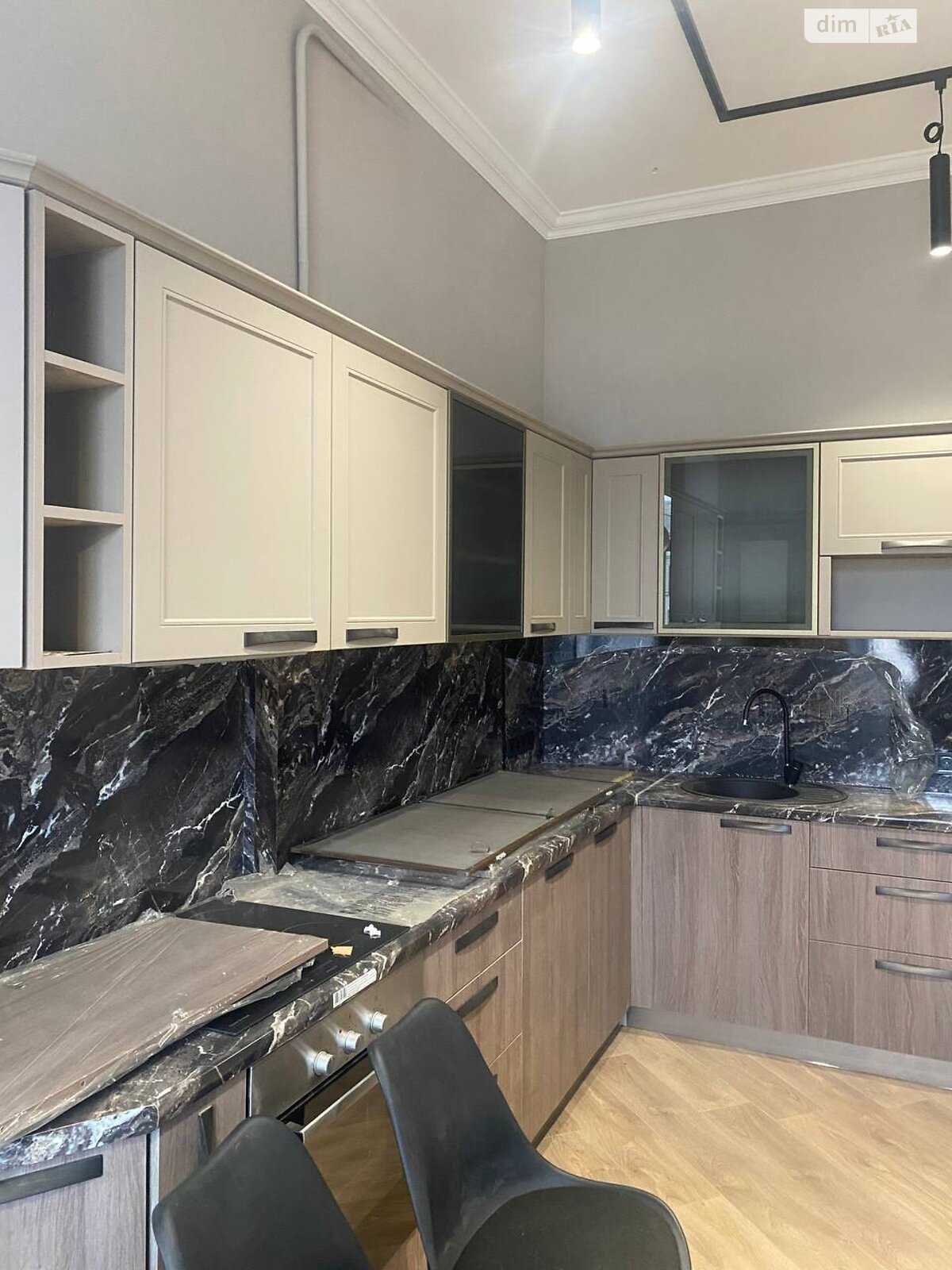 Продаж чотирикімнатної квартири в Харкові, на вул. Алчевських 27Б, район Нагірний (Київський) фото 1