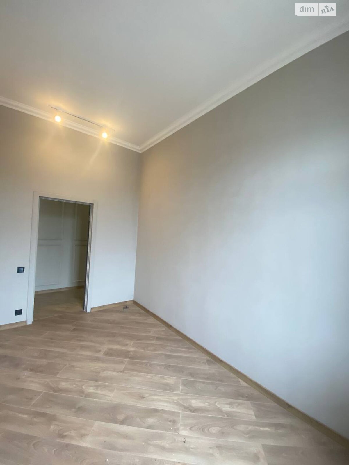 Продаж чотирикімнатної квартири в Харкові, на вул. Алчевських 27Б, район Нагірний (Київський) фото 1